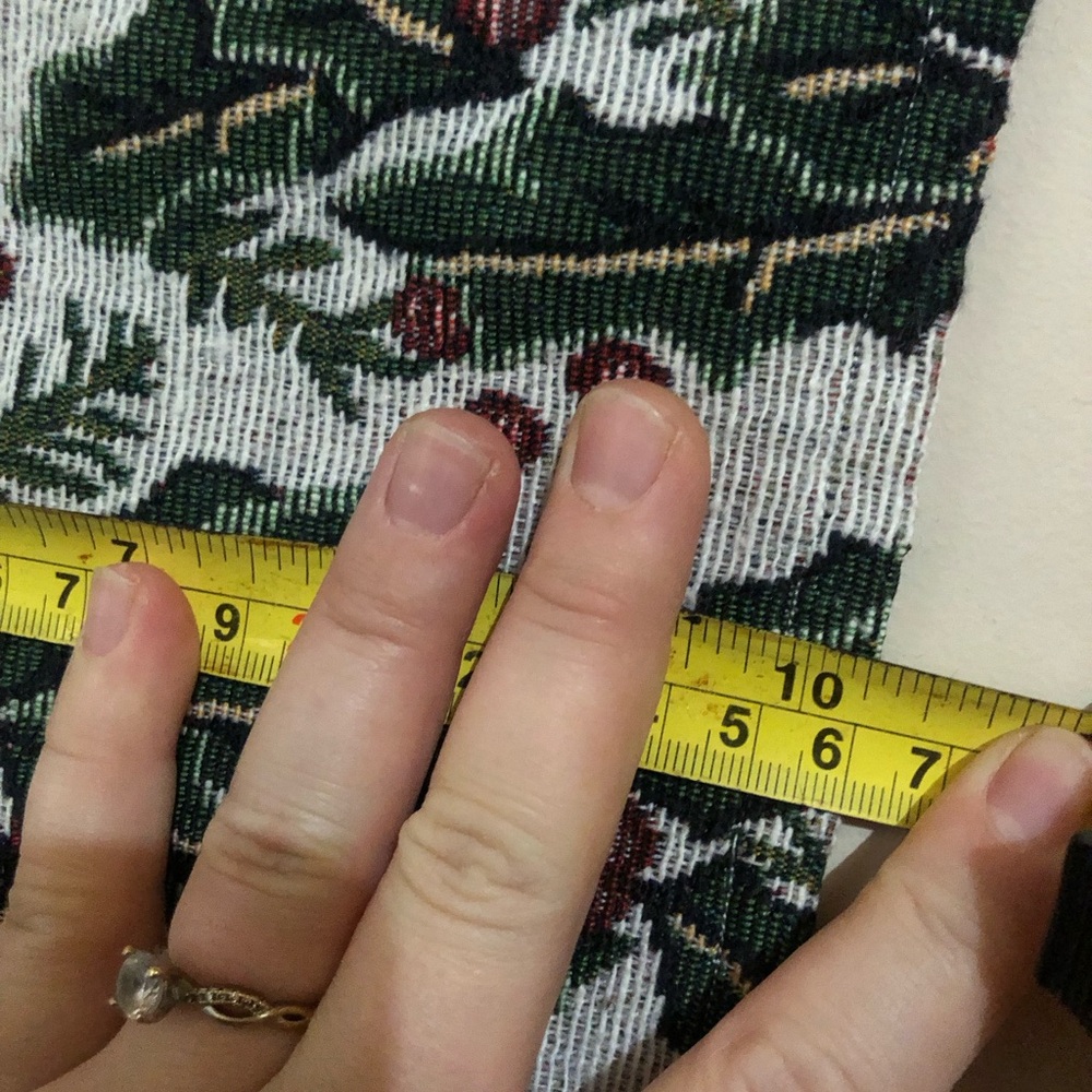 🐱 Christmas Table Runner - Picture 4 of 5